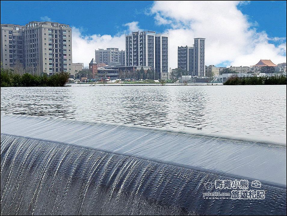 桃園新景點》華興池生態埤塘公園~.美麗的水上步道.玻璃觀景咖啡廳.好玩的兒童遊具 @青青小熊＊旅遊札記