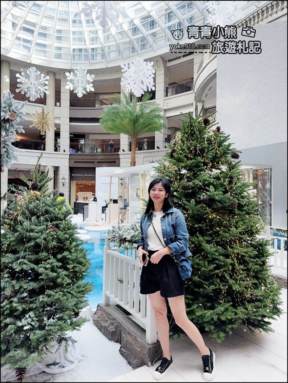 台北景點》2024最新聖誕燈飾~信義區下雪了,白雪秘境,巨大禮物盒,水晶球,還有雪景聖誕樹 @青青小熊*旅遊札記 台北景點》2024最新聖誕燈飾~信義區下雪了,白雪秘境,巨大禮物盒,水晶球,還有雪景聖誕樹 @青青小熊*旅遊札記
