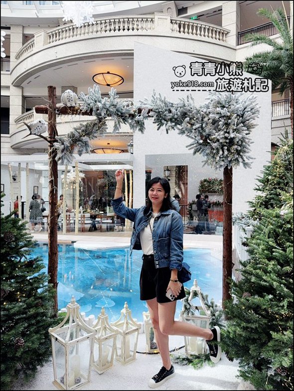 台北景點》2024最新聖誕燈飾~信義區下雪了,白雪秘境,巨大禮物盒,水晶球,還有雪景聖誕樹 @青青小熊*旅遊札記 台北景點》2024最新聖誕燈飾~信義區下雪了,白雪秘境,巨大禮物盒,水晶球,還有雪景聖誕樹 @青青小熊*旅遊札記