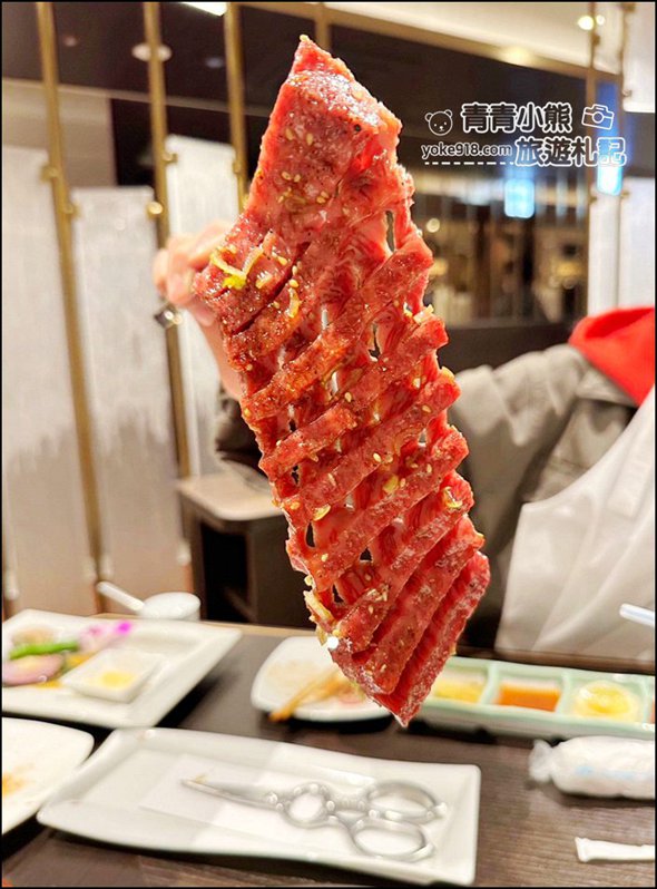 東京燒肉推薦》超好吃燒肉敘敘苑，新宿小田急ハルク店太豪華，和牛燒肉更是美味可口 @青青小熊＊旅遊札記