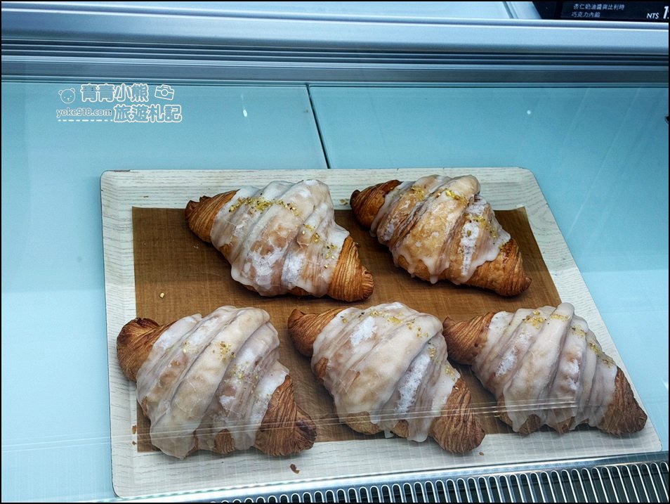 台中景點》Ten Thousand Coffee純白建築,設計感十足內外都好拍(已結束營業) @青青小熊*旅遊札記 台中景點》Ten Thousand Coffee純白建築,設計感十足內外都好拍(已結束營業) @青青小熊*旅遊札記