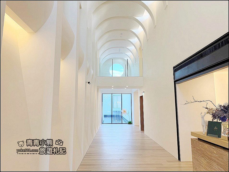 台中景點》Ten Thousand Coffee純白建築,設計感十足內外都好拍(已結束營業) @青青小熊*旅遊札記 台中景點》Ten Thousand Coffee純白建築,設計感十足內外都好拍(已結束營業) @青青小熊*旅遊札記