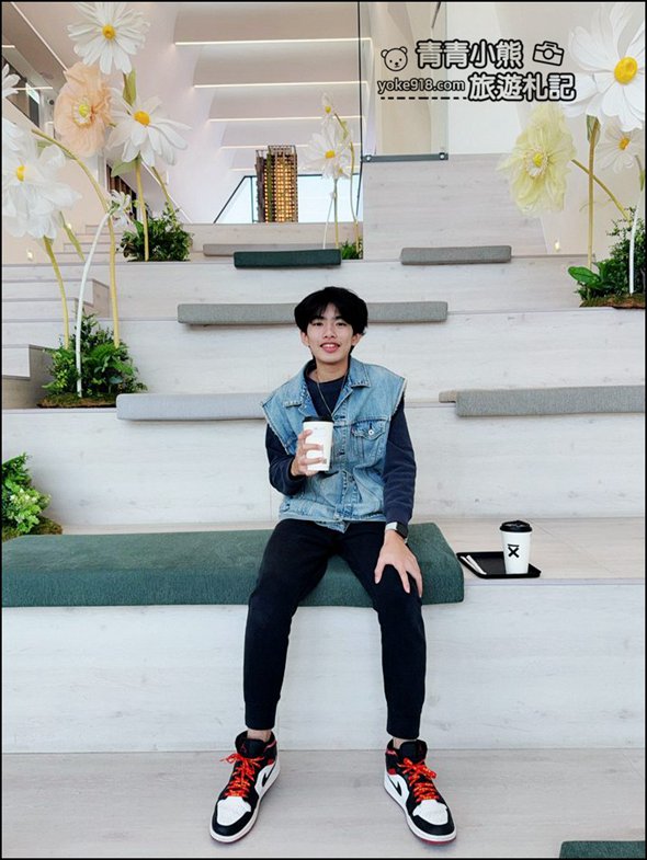 台中景點》Ten Thousand Coffee純白建築,設計感十足內外都好拍(已結束營業) @青青小熊*旅遊札記 台中景點》Ten Thousand Coffee純白建築,設計感十足內外都好拍(已結束營業) @青青小熊*旅遊札記