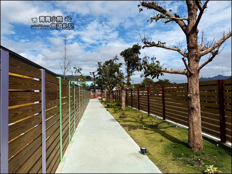 苗栗新景點》童萌農場，可以抱抱的泰迪羊超可愛，還有好多零食可以帶回家 @青青小熊＊旅遊札記