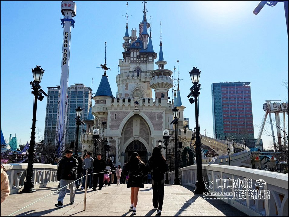 首爾樂天世界》結合樂天樂園.商場.水族館,還有超高樂天塔,超好玩一天也玩不完 @青青小熊*旅遊札記 首爾樂天世界》結合樂天樂園.商場.水族館,還有超高樂天塔,超好玩一天也玩不完 @青青小熊*旅遊札記