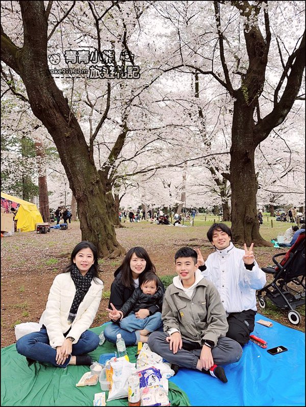 東京賞櫻》日本櫻花名所百選的大宮公園，東京近郊賞櫻景點~舖天蓋地滿開的櫻花樹下野餐 @青青小熊＊旅遊札記