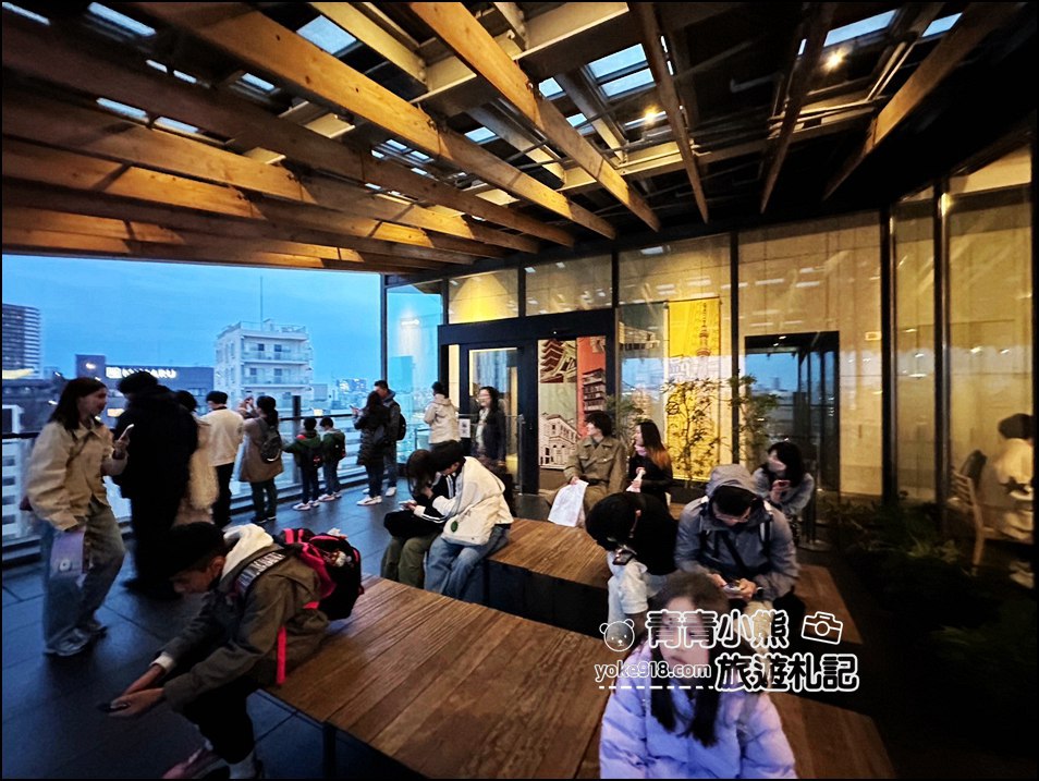 淺草一日遊景點》淺草吃小吃炸肉餅.吃百年天丼.免費觀景臺看夜景.找巨大Hello kitty~一日遊這樣也好玩 @青青小熊*旅遊札記 淺草一日遊景點》淺草吃小吃炸肉餅.吃百年天丼.免費觀景臺看夜景.找巨大Hello kitty~一日遊這樣也好玩 @青青小熊*旅遊札記