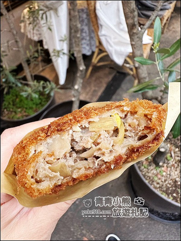 淺草一日遊景點》淺草吃小吃炸肉餅.吃百年天丼.免費觀景臺看夜景.找巨大Hello kitty~一日遊這樣也好玩 @青青小熊*旅遊札記 淺草一日遊景點》淺草吃小吃炸肉餅.吃百年天丼.免費觀景臺看夜景.找巨大Hello kitty~一日遊這樣也好玩 @青青小熊*旅遊札記