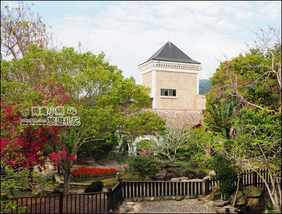 苗栗景點》山中的甜蜜城堡巧克力雲莊,賞花吃甜點還有DIY,住宿泡湯玩水也超讚 @青青小熊*旅遊札記 苗栗景點》山中的甜蜜城堡巧克力雲莊,賞花吃甜點還有DIY,住宿泡湯玩水也超讚 @青青小熊*旅遊札記