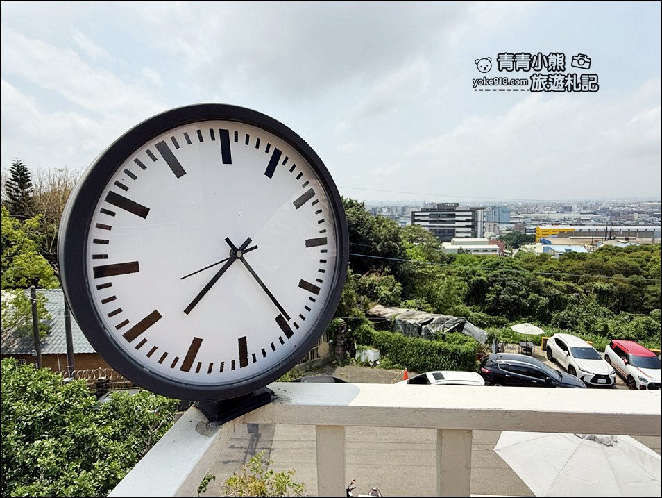桃園景點》秘覓良品山上花兒開了咖啡景觀餐廳，評價4.7~270度玻璃屋 @青青小熊＊旅遊札記