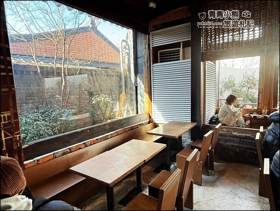 首爾自由行》北村韓屋村一日遊這樣玩~喝onion咖啡,吃倫敦貝果,景福宮散步,喝蔘雞湯 @青青小熊*旅遊札記 首爾自由行》北村韓屋村一日遊這樣玩~喝onion咖啡,吃倫敦貝果,景福宮散步,喝蔘雞湯 @青青小熊*旅遊札記