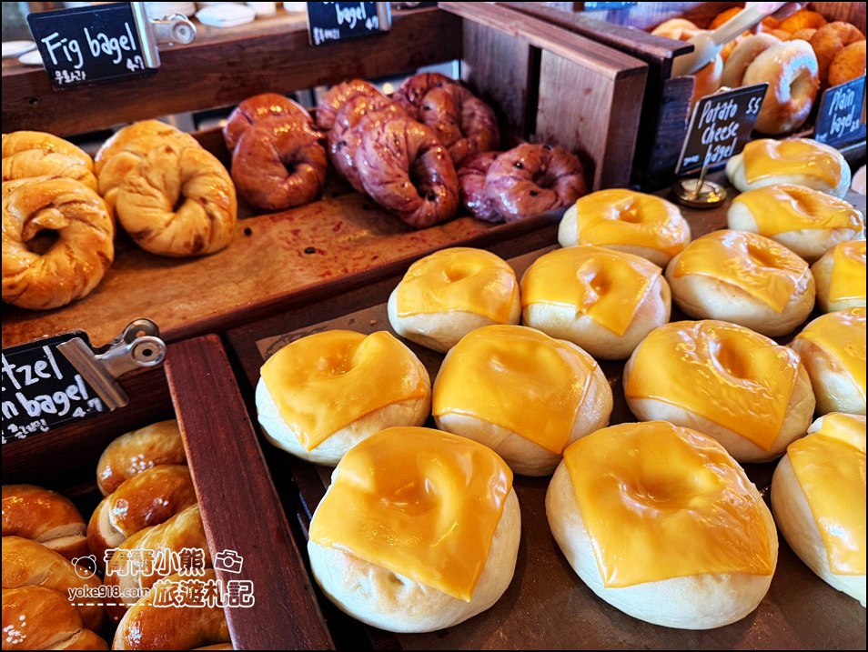 首爾自由行》北村韓屋村一日遊這樣玩~喝onion咖啡，吃倫敦貝果，景福宮散步，喝蔘雞湯 @青青小熊＊旅遊札記