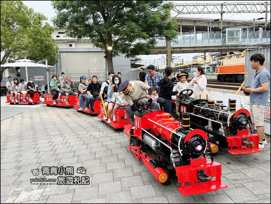 苗栗新景點》苗栗火車頭園區~貓咪出沒,好多火車頭,還可以撸貓太可愛 @青青小熊*旅遊札記 苗栗新景點》苗栗火車頭園區~貓咪出沒,好多火車頭,還可以撸貓太可愛 @青青小熊*旅遊札記