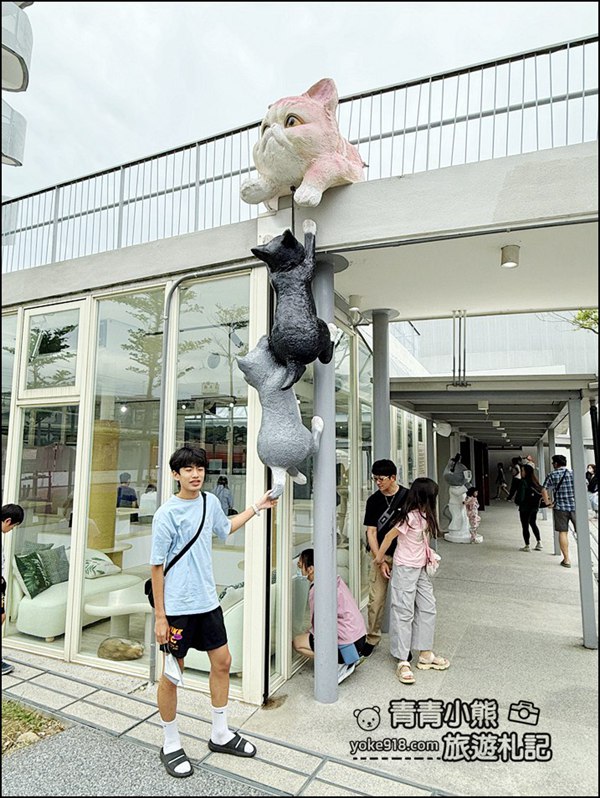 苗栗新景點》苗栗火車頭園區~貓咪出沒,好多火車頭,還可以撸貓太可愛 @青青小熊*旅遊札記 苗栗新景點》苗栗火車頭園區~貓咪出沒,好多火車頭,還可以撸貓太可愛 @青青小熊*旅遊札記