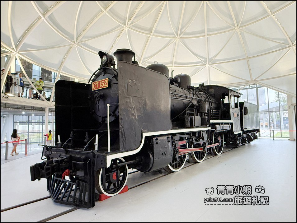 苗栗新景點》苗栗火車頭園區~貓咪出沒，好多火車頭，還可以撸貓太可愛 @青青小熊＊旅遊札記