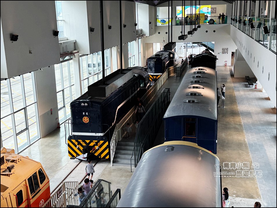 苗栗新景點》苗栗火車頭園區~貓咪出沒，好多火車頭，還可以撸貓太可愛 @青青小熊＊旅遊札記