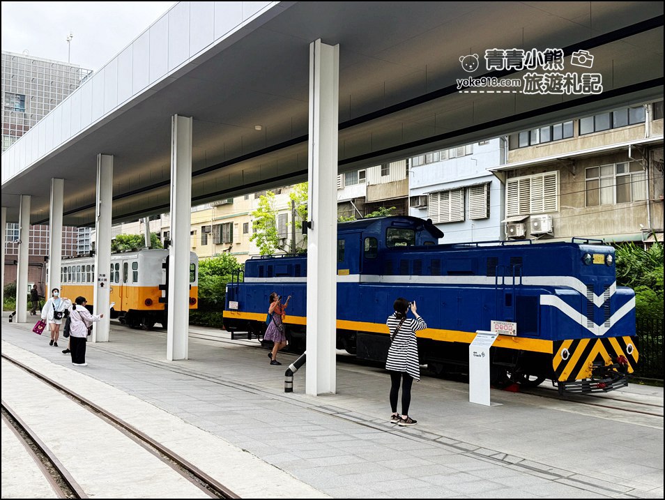 苗栗新景點》苗栗火車頭園區~貓咪出沒,好多火車頭,還可以撸貓太可愛 @青青小熊*旅遊札記 苗栗新景點》苗栗火車頭園區~貓咪出沒,好多火車頭,還可以撸貓太可愛 @青青小熊*旅遊札記