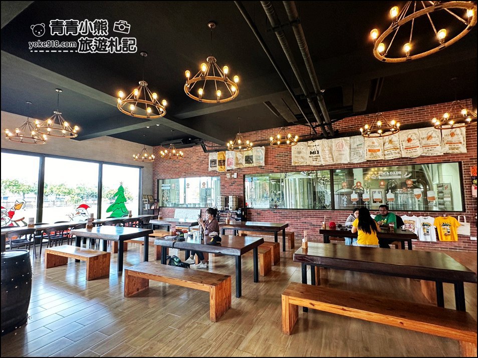 宜蘭景點》吉姆老爹啤酒工場：城堡外觀、手工啤酒、美食、觀景台通通有 @青青小熊＊旅遊札記