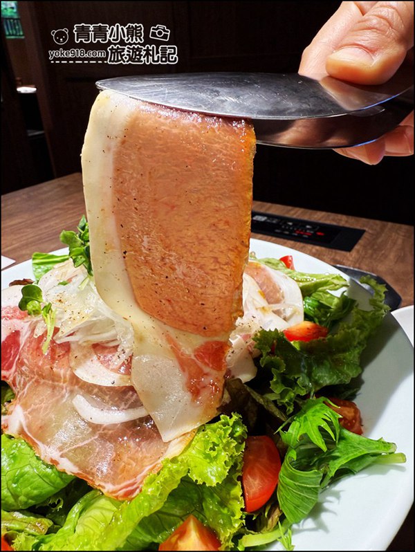 福岡必吃壽喜燒》西新初喜 KUTEN 博多店，超美味和牛，舒適優雅的環境讓美味加倍 @青青小熊＊旅遊札記