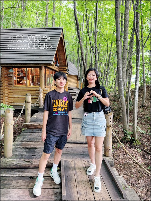 北海道旅遊》富良野必去景點~夢幻森林中的精靈露台,一年四季都像童話世界 @青青小熊*旅遊札記 北海道旅遊》富良野必去景點~夢幻森林中的精靈露台,一年四季都像童話世界 @青青小熊*旅遊札記