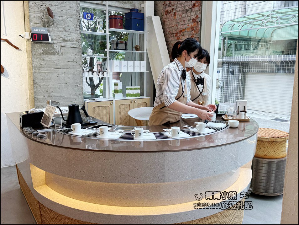 台中景點》吃茶三千台灣概念店現泡更好喝,一整棟的建築滿滿文青風好浮誇 @青青小熊*旅遊札記 台中景點》吃茶三千台灣概念店現泡更好喝,一整棟的建築滿滿文青風好浮誇 @青青小熊*旅遊札記