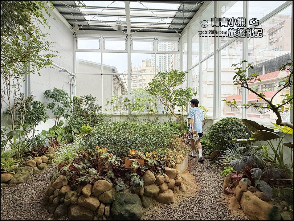 台中景點》吃茶三千台灣概念店現泡更好喝,一整棟的建築滿滿文青風好浮誇 @青青小熊*旅遊札記 台中景點》吃茶三千台灣概念店現泡更好喝,一整棟的建築滿滿文青風好浮誇 @青青小熊*旅遊札記
