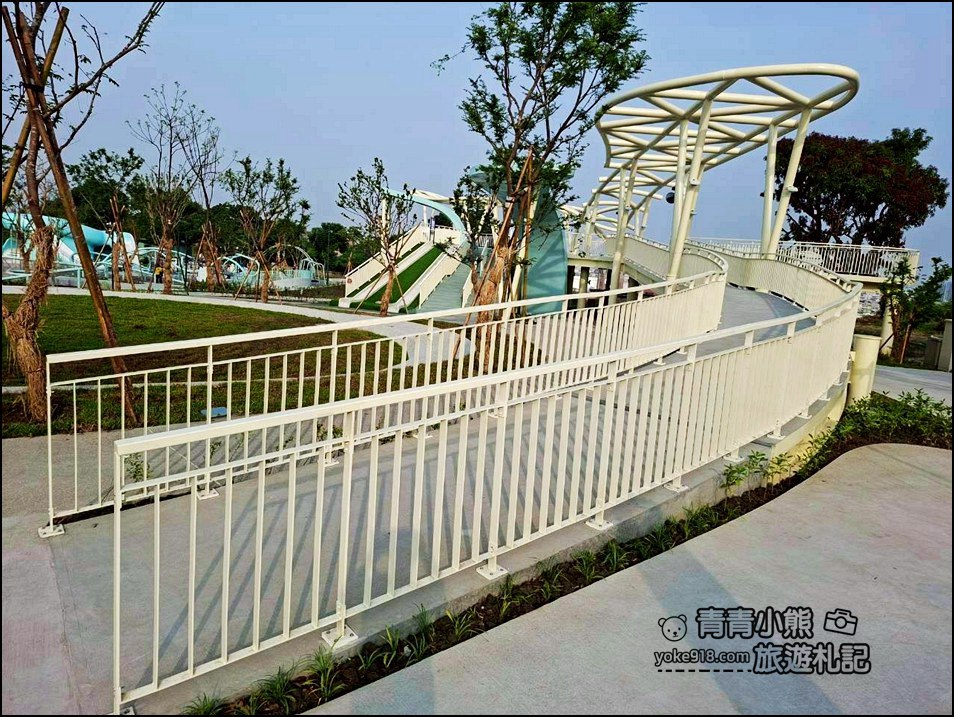 彰化新景點》八卦山天空遊戲場~粉嫩雲朵系樂園,登上天空眺望台賞景好療癒! @青青小熊*旅遊札記 彰化新景點》八卦山天空遊戲場~粉嫩雲朵系樂園,登上天空眺望台賞景好療癒! @青青小熊*旅遊札記