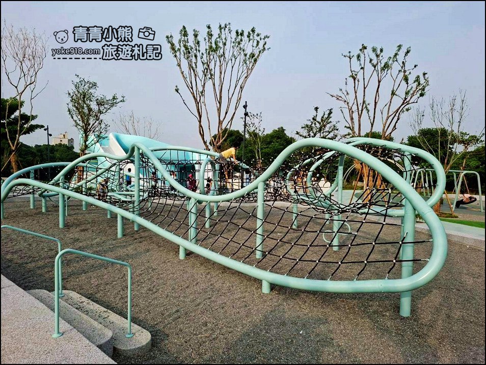彰化新景點》八卦山天空遊戲場~粉嫩雲朵系樂園,登上天空眺望台賞景好療癒! @青青小熊*旅遊札記 彰化新景點》八卦山天空遊戲場~粉嫩雲朵系樂園,登上天空眺望台賞景好療癒! @青青小熊*旅遊札記