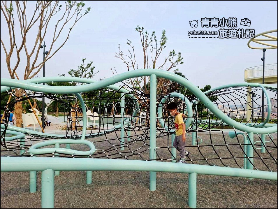 彰化新景點》八卦山天空遊戲場~粉嫩雲朵系樂園,登上天空眺望台賞景好療癒! @青青小熊*旅遊札記 彰化新景點》八卦山天空遊戲場~粉嫩雲朵系樂園,登上天空眺望台賞景好療癒! @青青小熊*旅遊札記