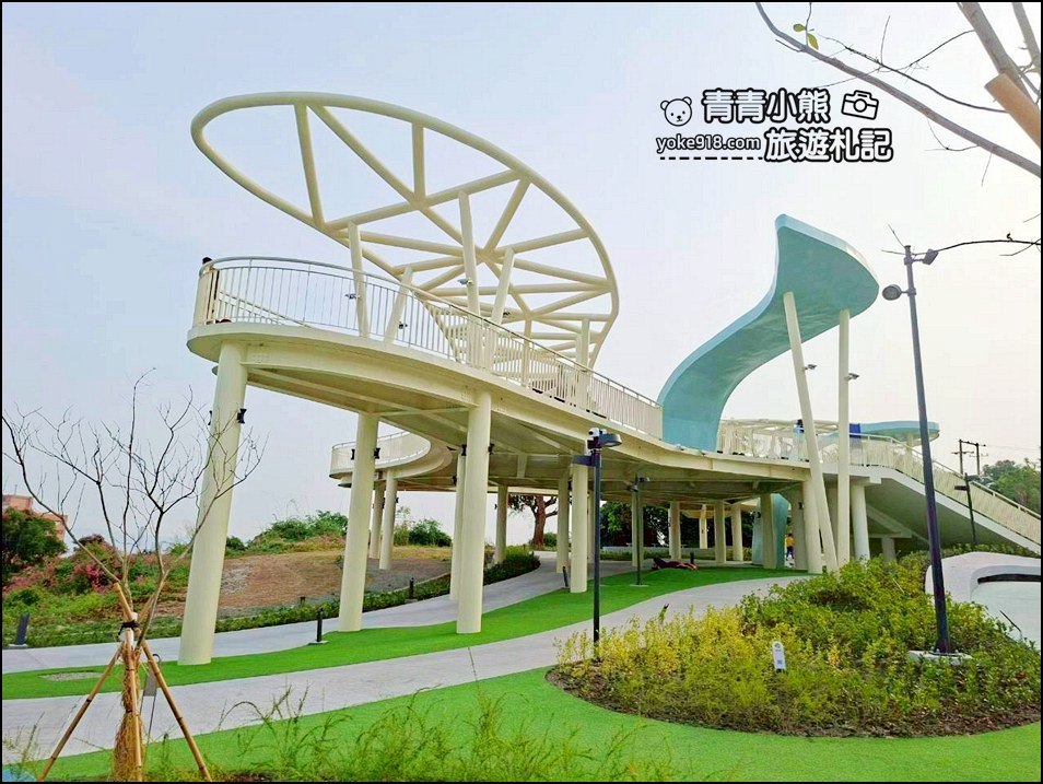 彰化新景點》八卦山天空遊戲場~粉嫩雲朵系樂園,登上天空眺望台賞景好療癒! @青青小熊*旅遊札記 彰化新景點》八卦山天空遊戲場~粉嫩雲朵系樂園,登上天空眺望台賞景好療癒! @青青小熊*旅遊札記