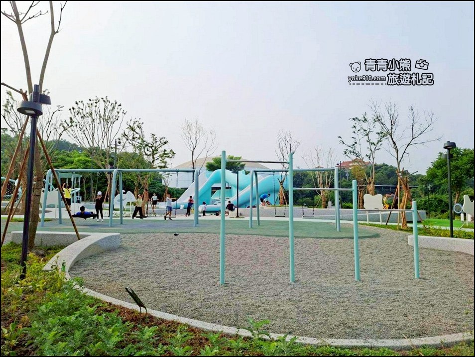 彰化新景點》八卦山天空遊戲場~粉嫩雲朵系樂園,登上天空眺望台賞景好療癒! @青青小熊*旅遊札記 彰化新景點》八卦山天空遊戲場~粉嫩雲朵系樂園,登上天空眺望台賞景好療癒! @青青小熊*旅遊札記