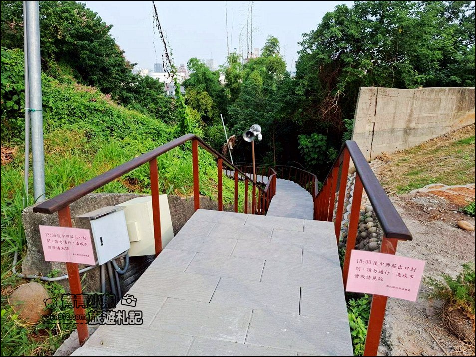彰化新景點》八卦山天空遊戲場~粉嫩雲朵系樂園,登上天空眺望台賞景好療癒! @青青小熊*旅遊札記 彰化新景點》八卦山天空遊戲場~粉嫩雲朵系樂園,登上天空眺望台賞景好療癒! @青青小熊*旅遊札記