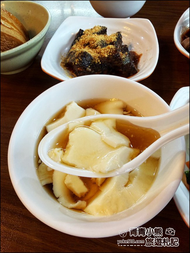 桃園美食》被豆花耽誤的老皮牛肉麵,豆花吃到飽好滿足 @青青小熊*旅遊札記 桃園美食》被豆花耽誤的老皮牛肉麵,豆花吃到飽好滿足 @青青小熊*旅遊札記