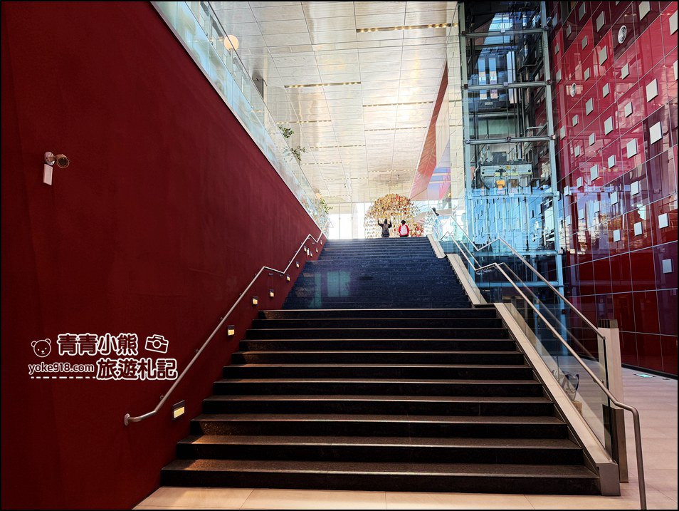 新北林口景點》像美術館的國家檔案館~必拍亮點都在這，結合展覽、藝術、咖啡的城市秘境 @青青小熊＊旅遊札記