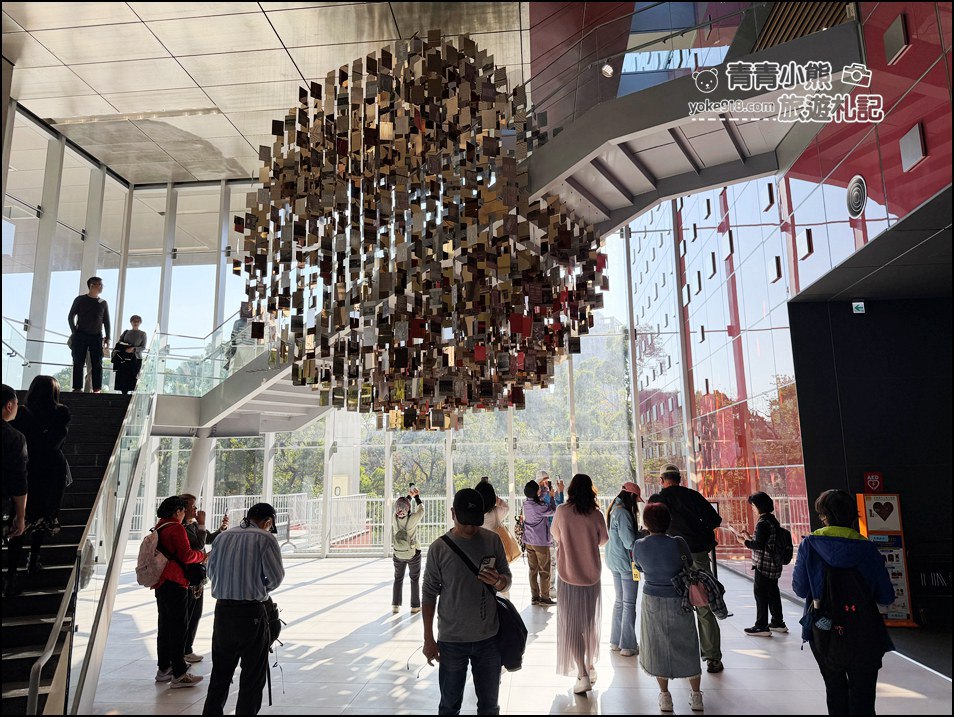 新北林口景點》像美術館的國家檔案館~必拍亮點都在這，結合展覽、藝術、咖啡的城市秘境 @青青小熊＊旅遊札記