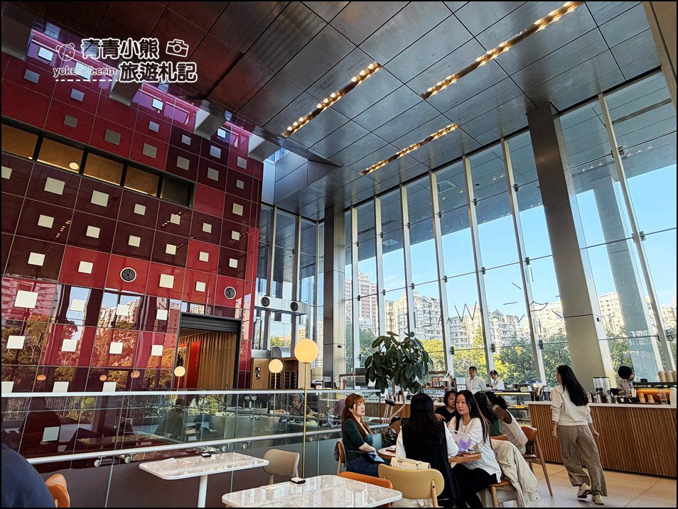新北林口景點》像美術館的國家檔案館~必拍亮點都在這，結合展覽、藝術、咖啡的城市秘境 @青青小熊＊旅遊札記