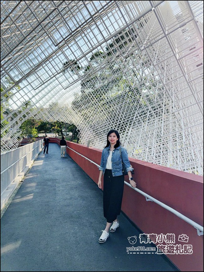 新北林口景點》像美術館的國家檔案館~必拍亮點都在這，結合展覽、藝術、咖啡的城市秘境 @青青小熊＊旅遊札記