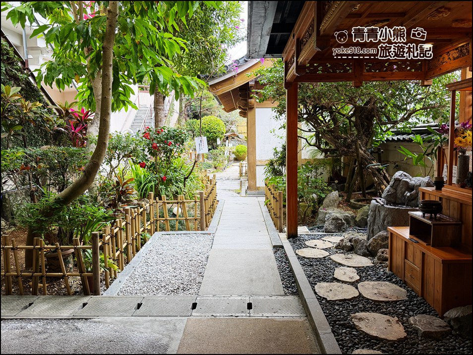 沖繩景點推薦》首里西來院達摩寺，超可愛的達摩還有鳥居隧道好逛好好拍 @青青小熊＊旅遊札記