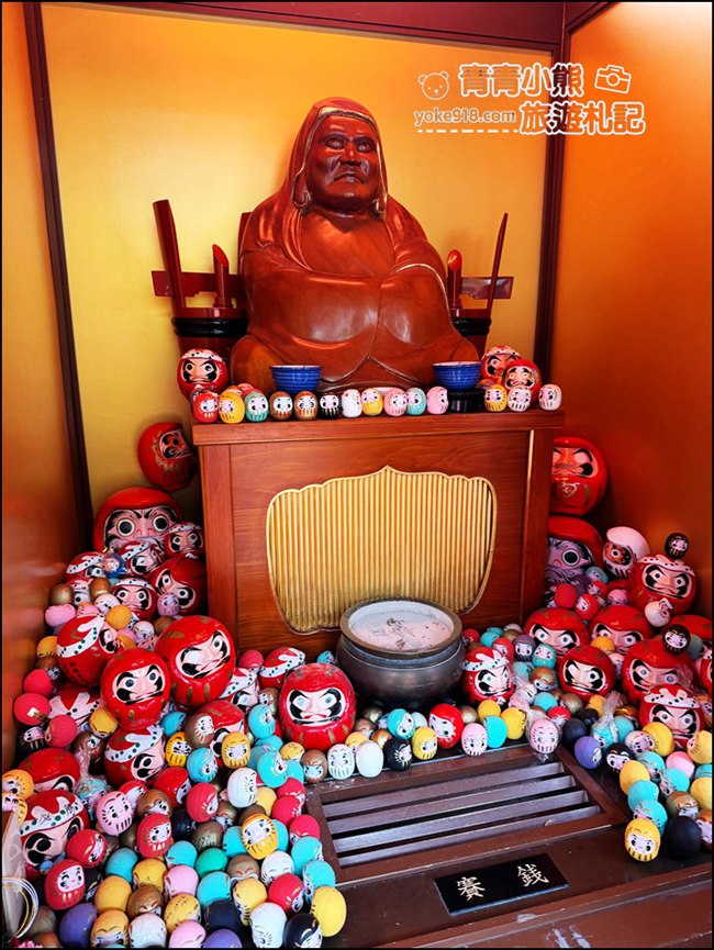 沖繩景點推薦》首里西來院達摩寺，超可愛的達摩還有鳥居隧道好逛好好拍 @青青小熊＊旅遊札記