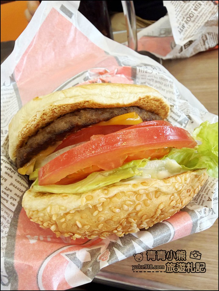 沖繩美食》米津玄師也來A&W Makiminato牧港店拍《さよーならまたいつか!》MV,滿滿美式風格的漢堡店 @青青小熊*旅遊札記 沖繩美食》米津玄師也來A&W Makiminato牧港店拍《さよーならまたいつか!》MV,滿滿美式風格的漢堡店 @青青小熊*旅遊札記