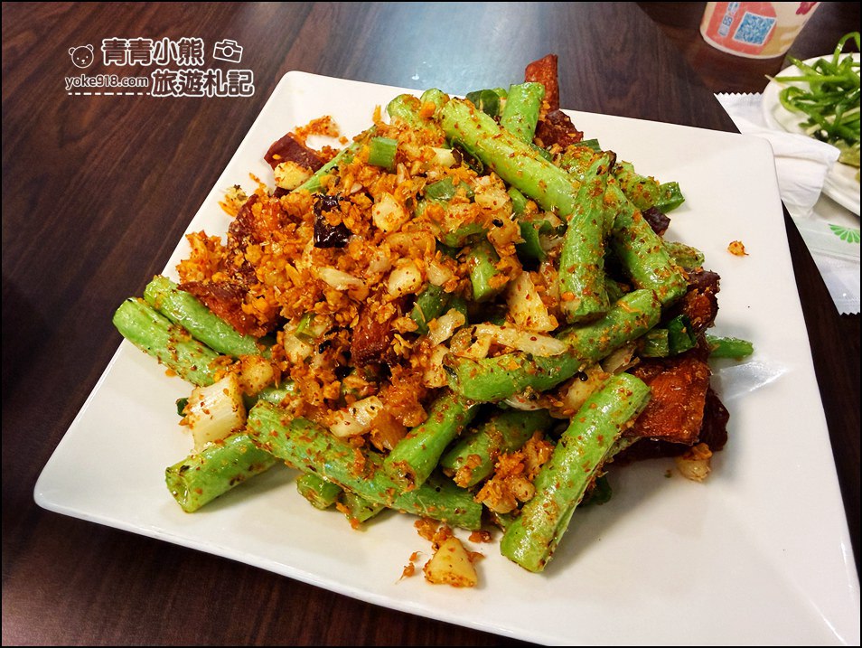 桃園景點》龍潭美食推薦石門水庫必吃甕仔雞天賜佳雞,手撕全雞香到讓人流口水。 @青青小熊*旅遊札記 桃園景點》龍潭美食推薦石門水庫必吃甕仔雞天賜佳雞,手撕全雞香到讓人流口水。 @青青小熊*旅遊札記