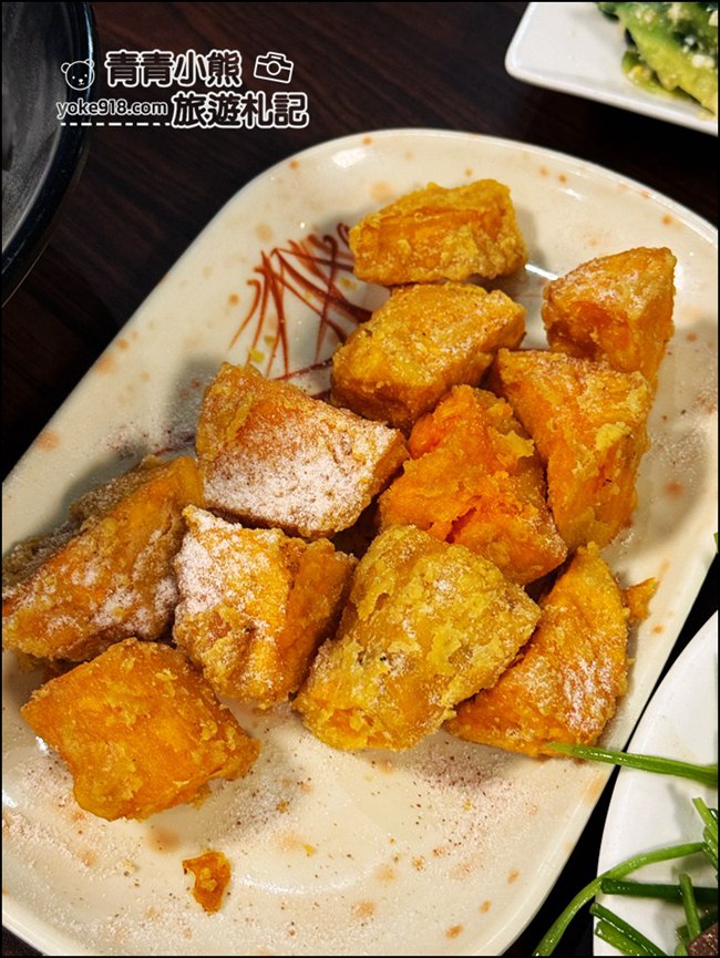桃園景點》龍潭美食推薦石門水庫必吃甕仔雞天賜佳雞,手撕全雞香到讓人流口水。 @青青小熊*旅遊札記 桃園景點》龍潭美食推薦石門水庫必吃甕仔雞天賜佳雞,手撕全雞香到讓人流口水。 @青青小熊*旅遊札記