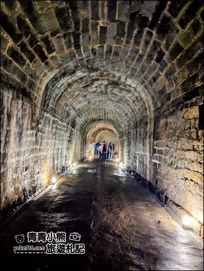 基隆秘境景點》劉銘傳隧道散步小旅行~走進百年時光隧道 @青青小熊＊旅遊札記