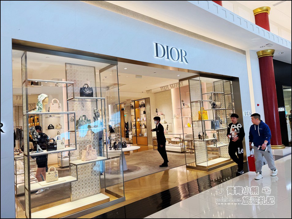 沖繩自由行》必逛DFS免稅店&新都心,LV燙金服務超有紀念價值,把旅行回憶直接帶回家 @青青小熊*旅遊札記 沖繩自由行》必逛DFS免稅店&新都心,LV燙金服務超有紀念價值,把旅行回憶直接帶回家 @青青小熊*旅遊札記