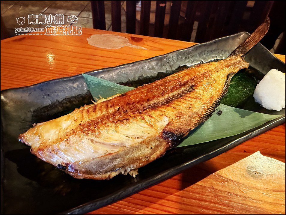 沖繩自由行》特色美食目利きの銀次 新都心本舗，走進神隱少女巨大酒桶 @青青小熊＊旅遊札記